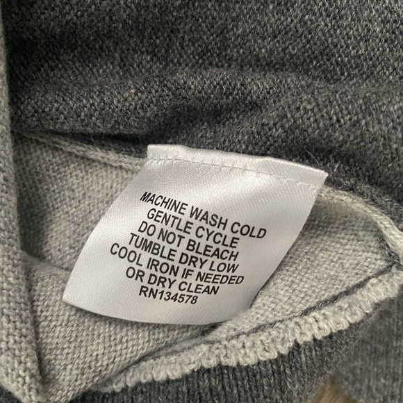 Vineyard Vines Turtleneck Sweater - Picture 8 of 11